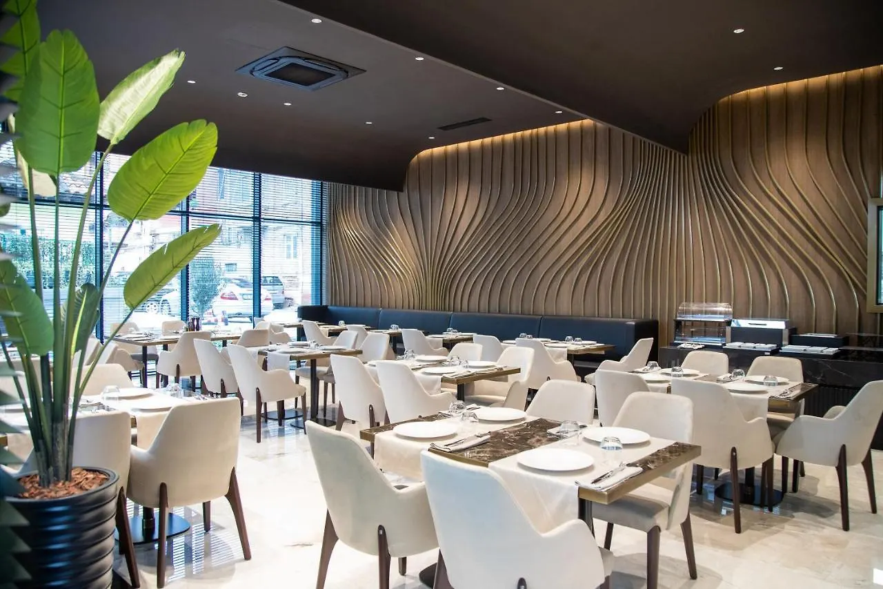 Hotel Elisa Tirana, Affiliated By Melia 4*, Tirana Albanien